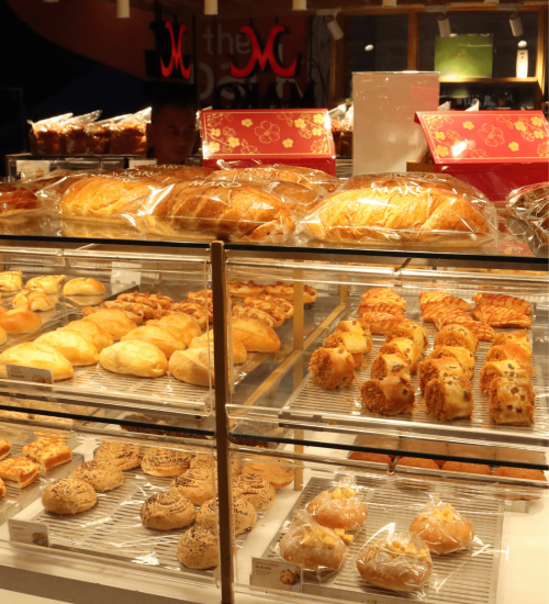 restaurant , bakery , food factory , kitchen